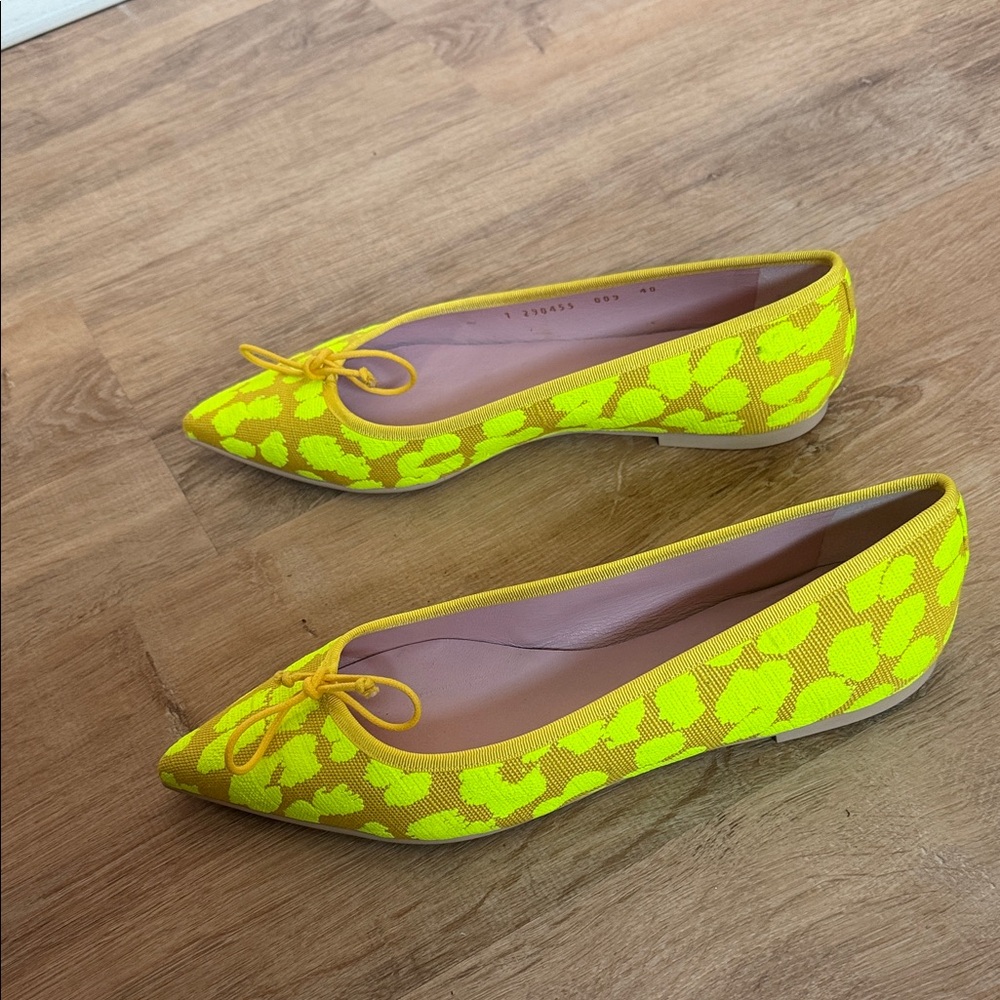 Pretty Ballerinas Neon Yellow Flats - Picture 3 of 8